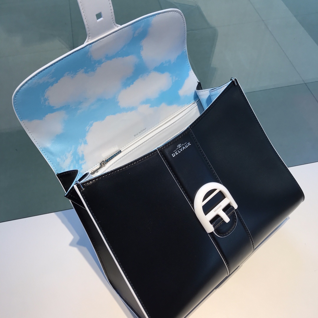 델보 라이닝 클라우즈 MM 브리앙 백